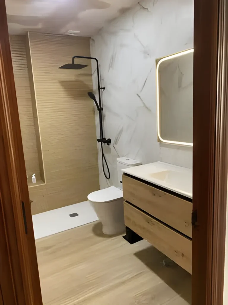 Reforma completa de baño realizada en Alcalá de Henares